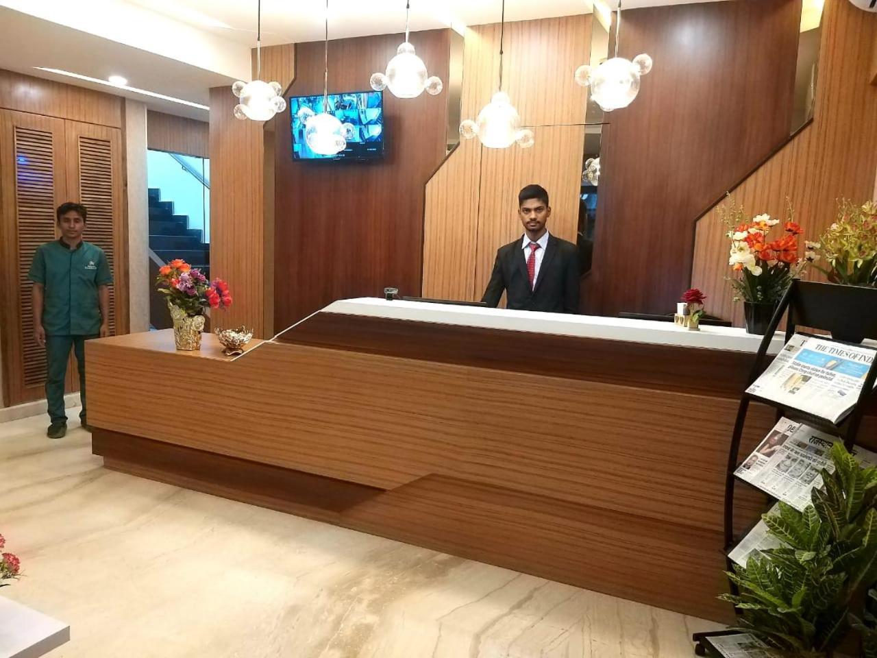 Grand Elegant Hotell Chennai Exteriör bild